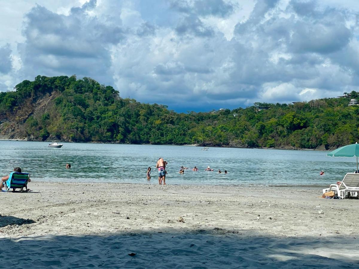 Cabinas Chazu #2 Quepos